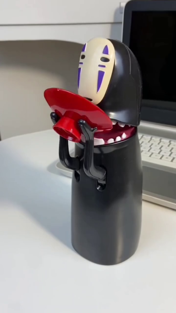 No-Face Anime Coin Bank – Motion-Activated Piggy Bank - Image 2