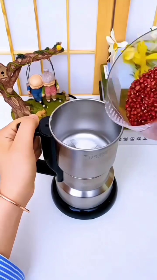 Stainless Steel Travel Electric Kettle ? Compact, Fast-Boiling, and Built for Everyday Use - Image 2