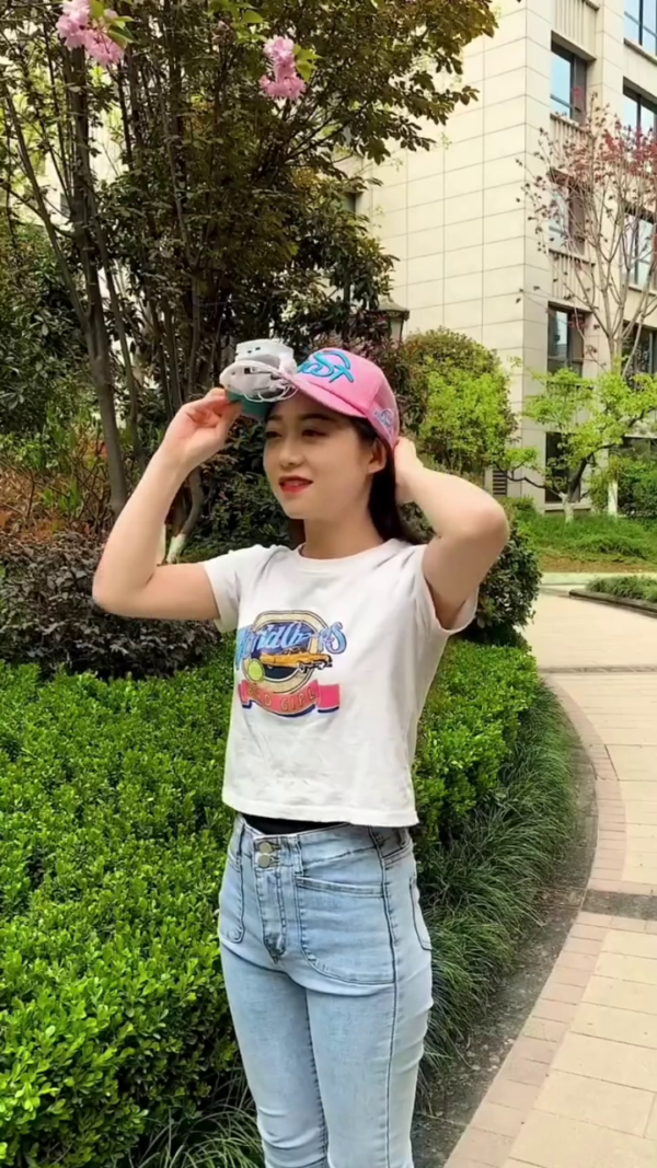 Solar-Powered Cooling Cap: Innovative Outdoor Comfort Solution - Image 3
